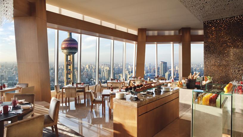 上海浦东丽思卡尔顿酒店 �