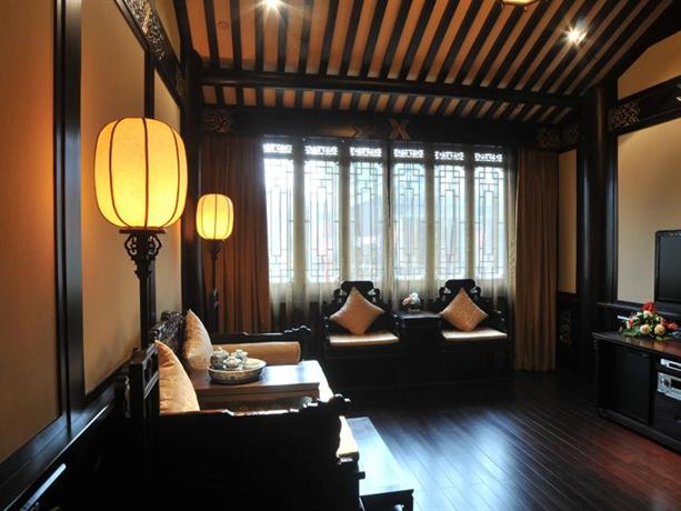 Chengdu Courtyard Hotel