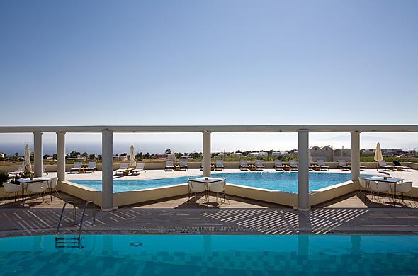 The Majestic Hotel Santorini