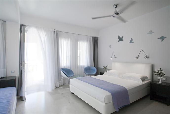 The Majestic Hotel Santorini