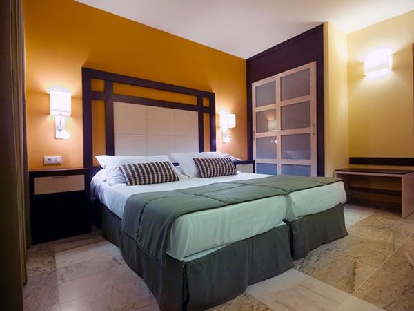 Hotel Colon Rambla