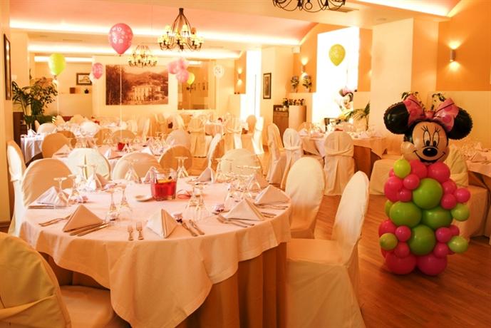 Helmos Hotel