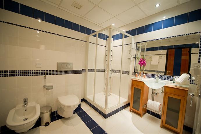 One Pavilion Luxury Serviced Apartments