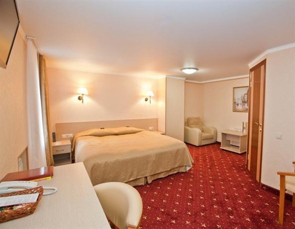 AMAKS Premier Hotel