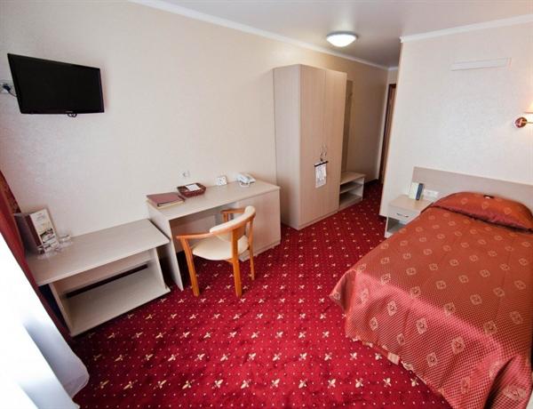 AMAKS Premier Hotel
