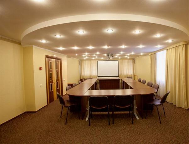 AMAKS Premier Hotel