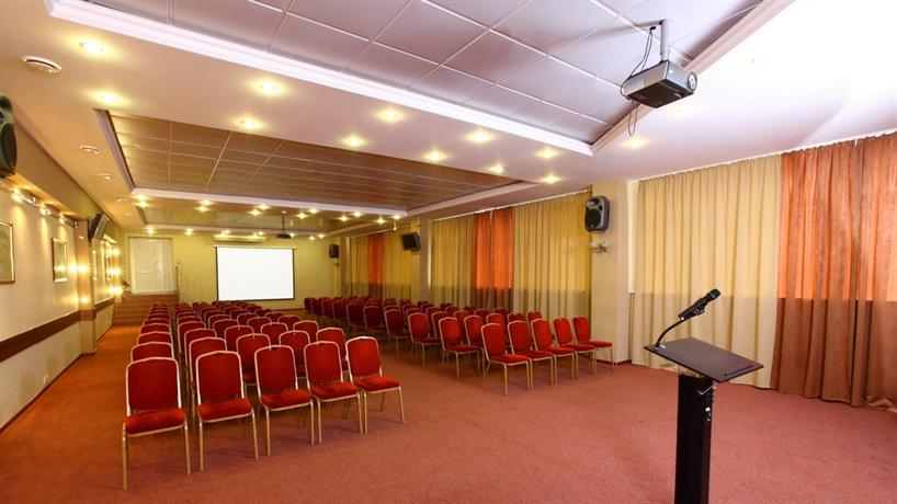 AMAKS Premier Hotel