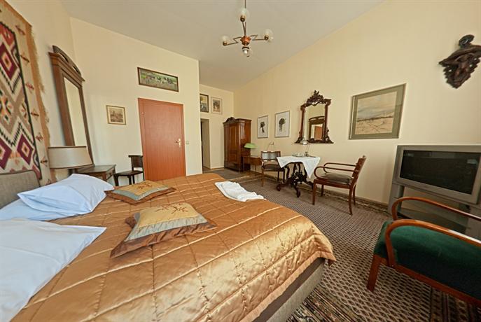 Hotel Alef