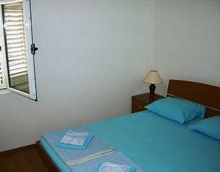 Lyon Apartments