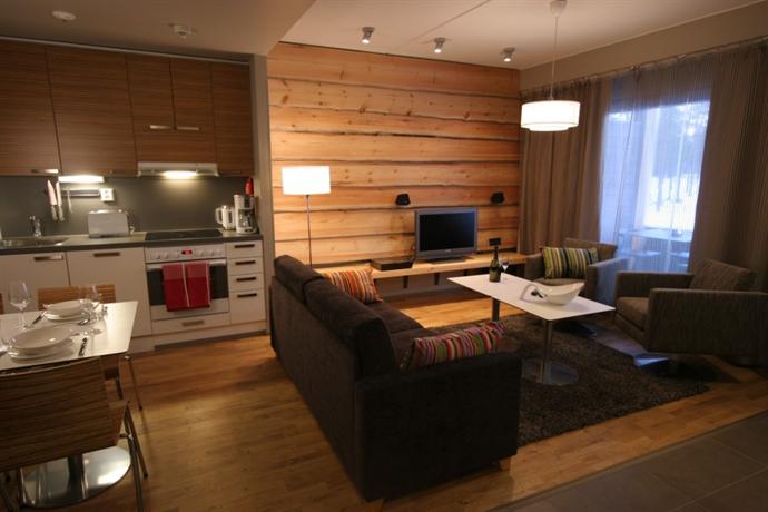 Levi Suites Unna Mannu