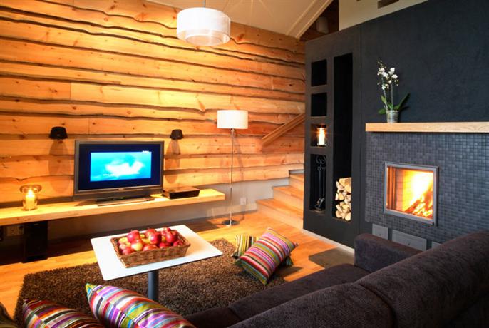 Levi Suites Unna Mannu