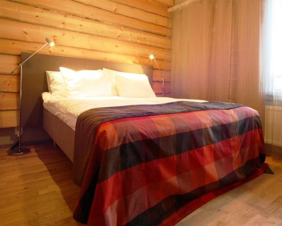 Levi Suites Unna Mannu