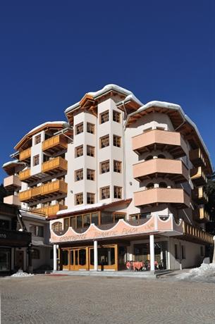 Sporthotel Romantic Plaza Madonna di Campiglio Ski Resort Italy thumbnail