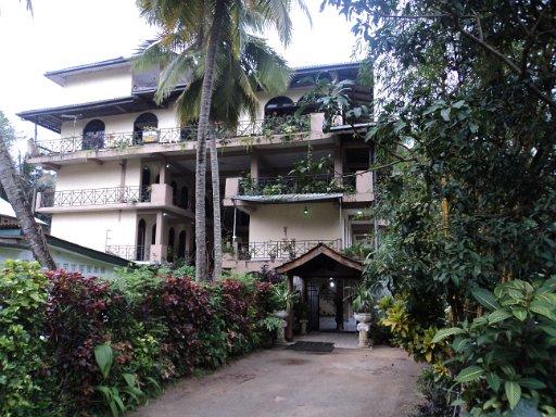 Hotel Sunray Temple Of The Tooth Sri Lanka thumbnail