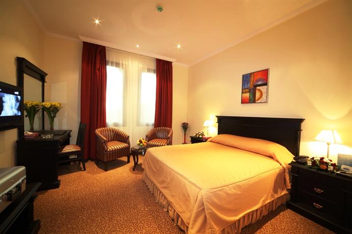 Madareem Crown Hotel