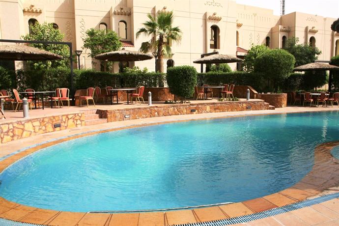 Madareem Crown Hotel