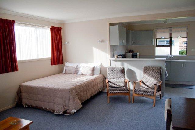 Alpenhorn Motel Te Anau Compare Deals - 