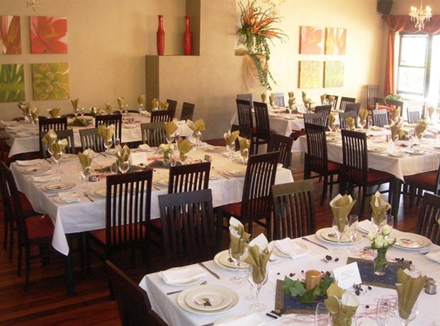 Chapmans Peak Beach Hotel