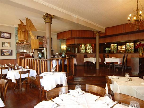 Chapmans Peak Beach Hotel
