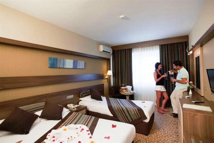 Adin Beach Hotel