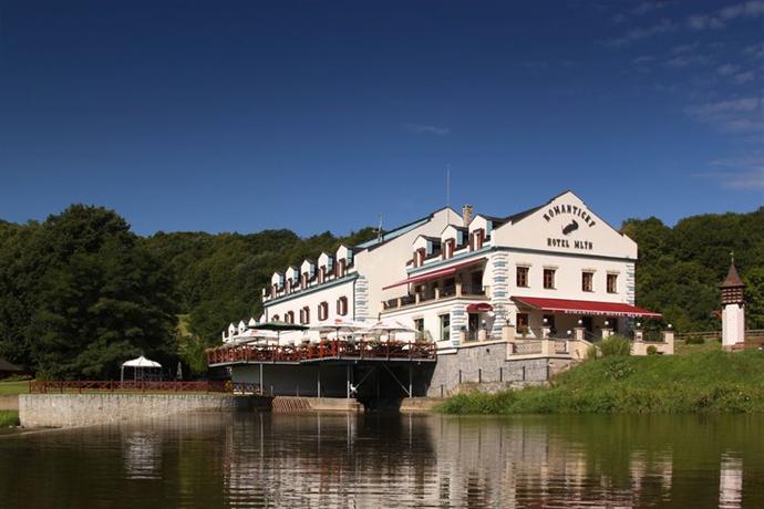 Romantic Hotel Mlyn Karlstejn