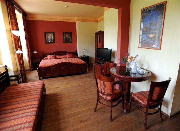 Romantic Hotel Mlyn Karlstejn