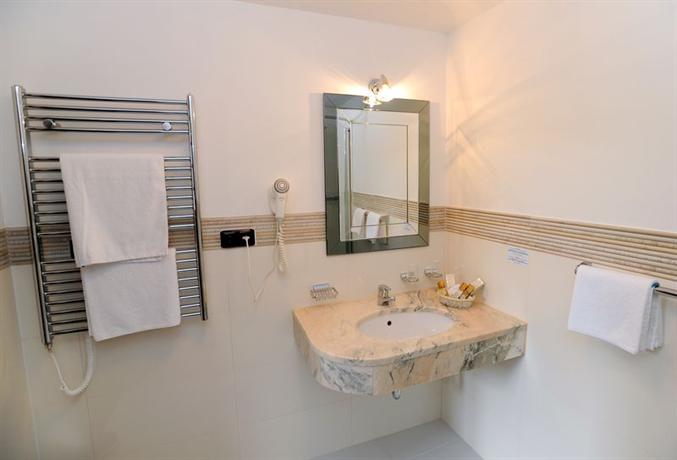 Romantic Hotel Mlyn Karlstejn