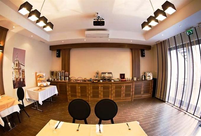 Oliva Hotel