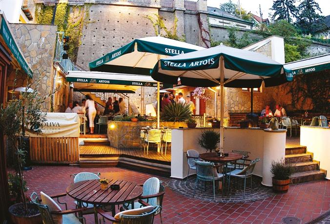 Oliva Hotel