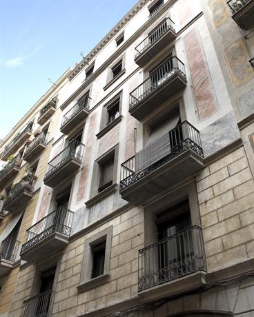 Whotells Raval
