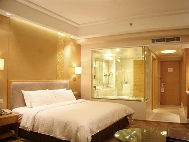 Crowne Plaza Hotel Dandong