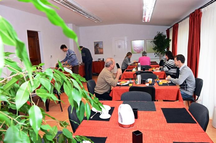 Centrum Apartments Hotel