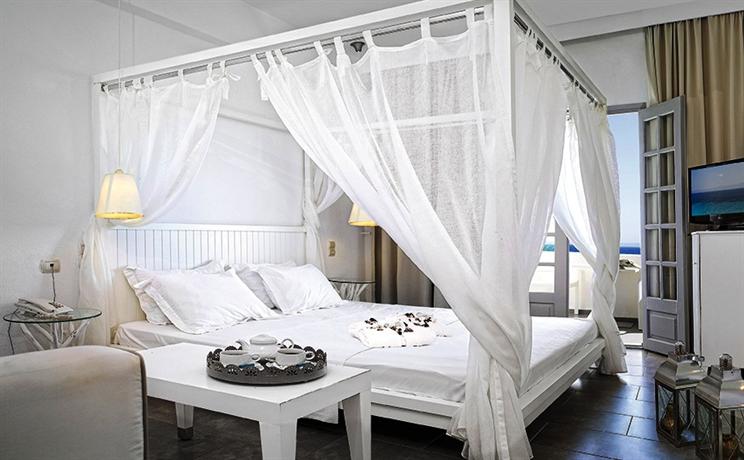 White Suites Resort