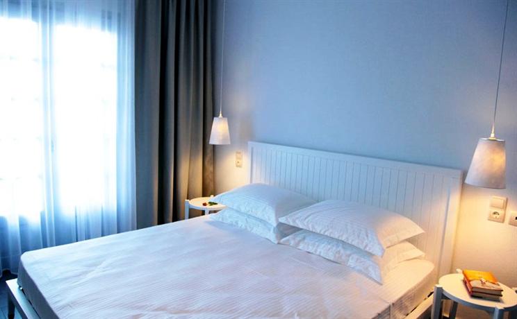 White Suites Resort