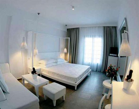 White Suites Resort