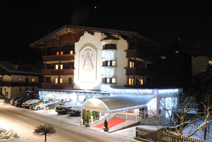 Hotel Maria Theresia Mayrhofen Austria thumbnail