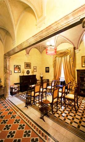 Residenze d'Epoca Palazzo Coli Bizzarrini