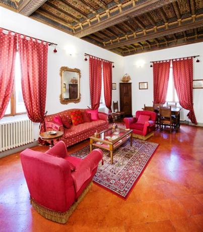 Residenze d'Epoca Palazzo Coli Bizzarrini