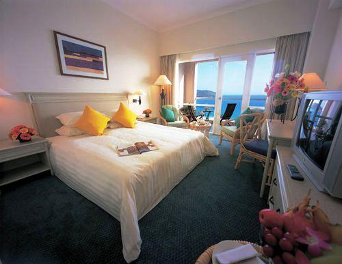 三亚亚龙湾假日度假酒店