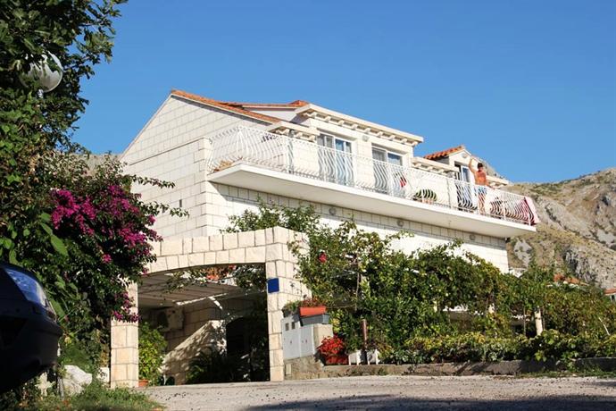 Apartments Andrijana Mlini
