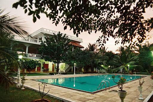 Hotel Lagoon Paradise Negombo - dream vacation