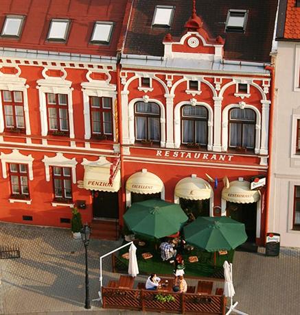 Hotel a Restaurant Excellent Kromeriz 크로메리즈 아크비숍스 팰리스 Czech Republic thumbnail