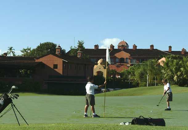 HRG Condos at Los Suenos