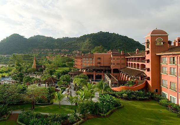 HRG Condos at Los Suenos