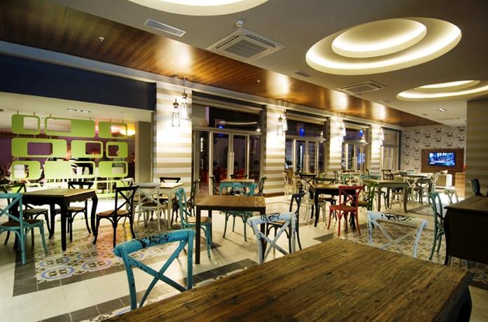 Casa De Maris Spa & Resort Hotel