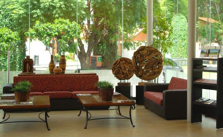Hotel Flamingo Inn