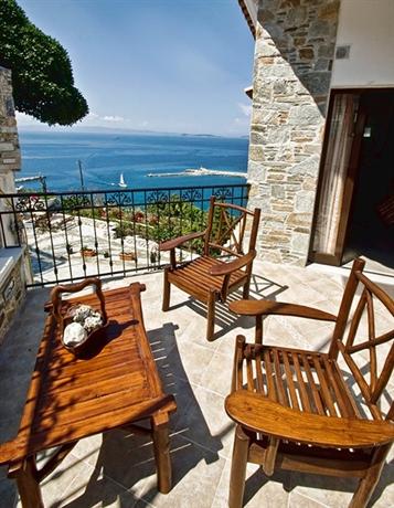 Aegean Wave - Faros