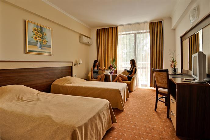 Hotel Saturn