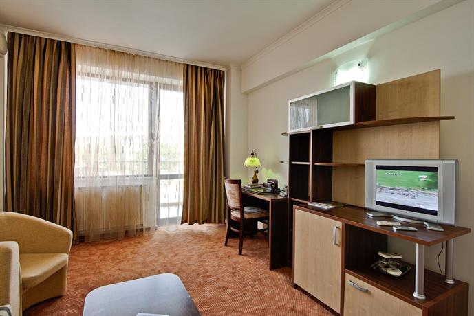 Hotel Saturn