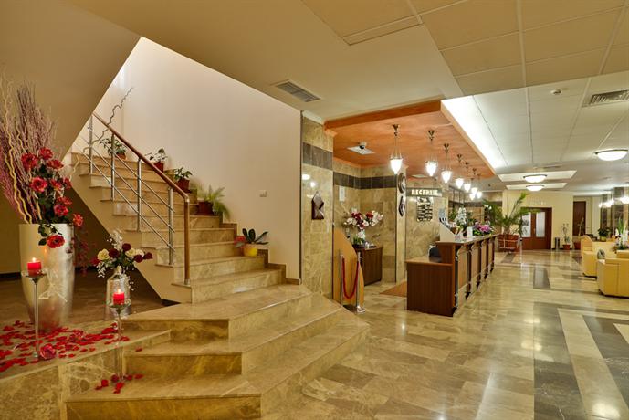 Hotel Saturn